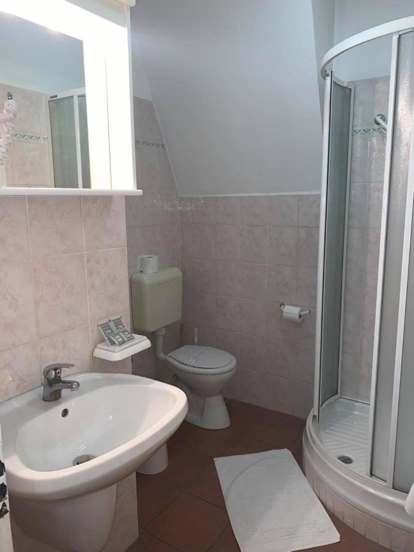 Hotel Zodiaco Szekszárd 部屋 写真